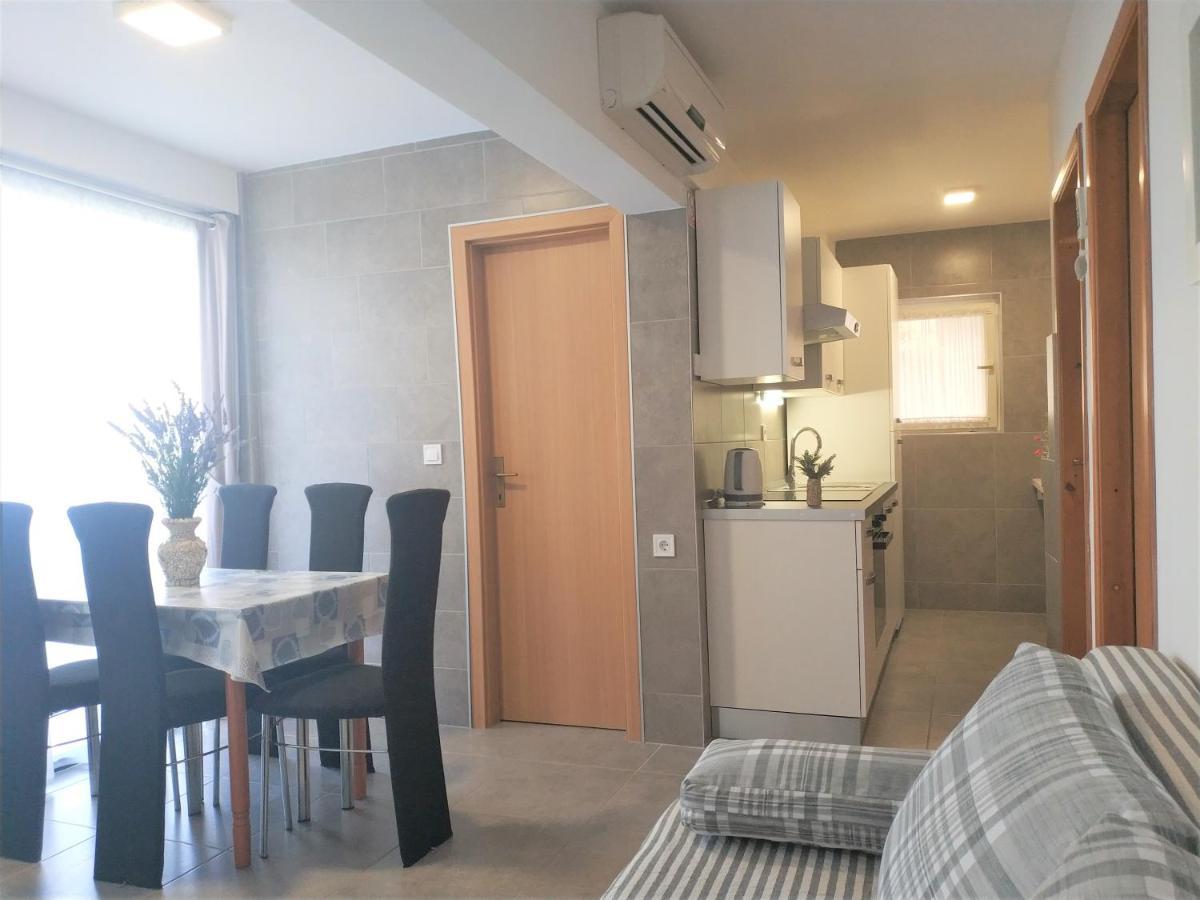 Apartments Rak Βις Εξωτερικό φωτογραφία