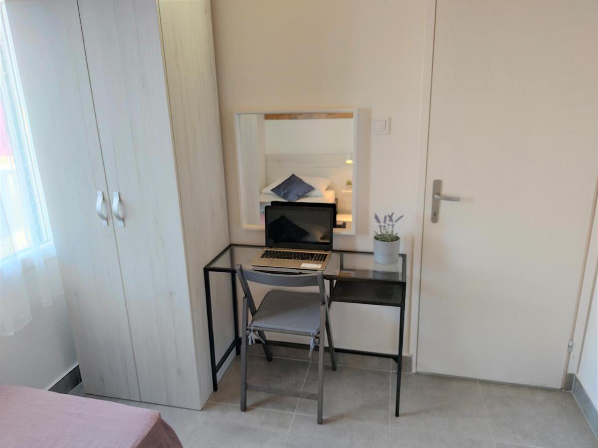 Apartments Rak Βις Εξωτερικό φωτογραφία