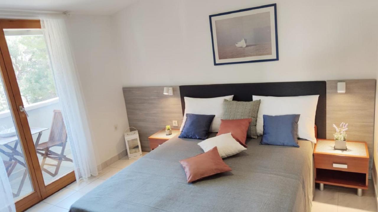 Apartments Rak Βις Εξωτερικό φωτογραφία